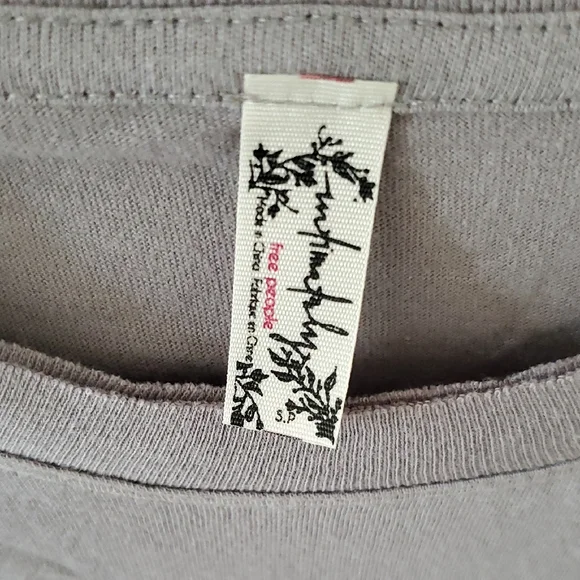 Free People Light Gray Top - Picture 2 of 6